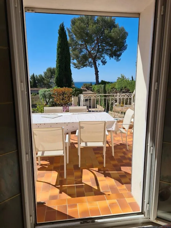 Villa Rima, Bas De Villa Vue Mer Avec Piscine A 200M Des Plages La Ciotat